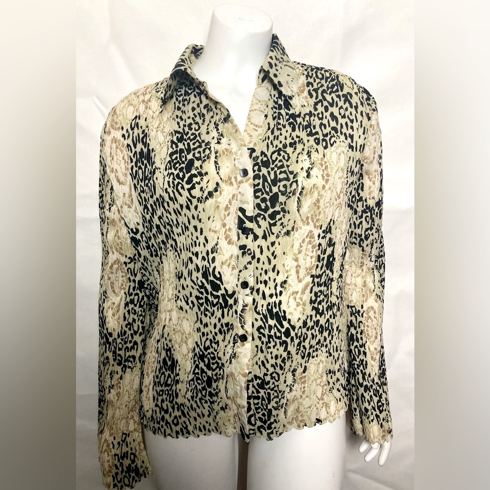 Jennifer Lloyd Leopard Crinkle Crepe Size L Blouse Taupe Animal Print Shirt